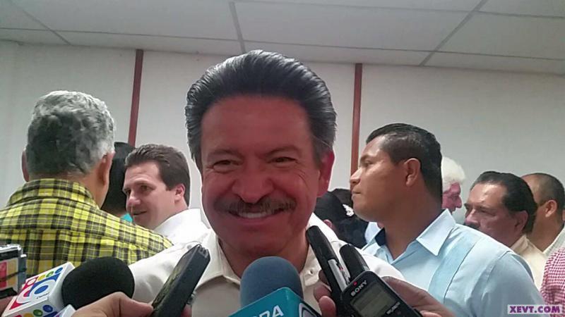 Obrador un chamán: Navarrete Obrador un chamán: Navarrete