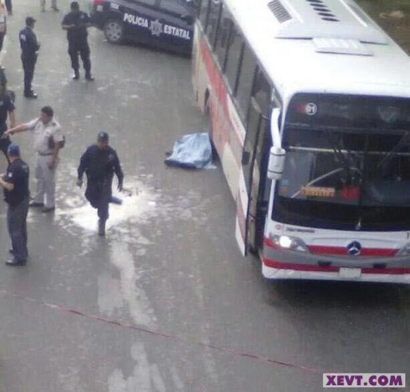 Atropellado por un autobús un hombre frente a la central camionera de Villahermosa; falleció