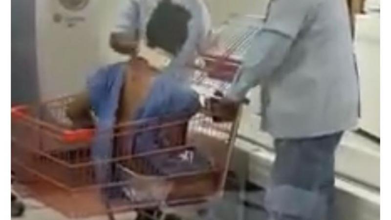 Sancionan a tres trabajadores por usar carrito de supermercado como camilla en el Rovirosa Sancionan a tres trabajadores por usar carrito de supermercado como camilla en el Rovirosa