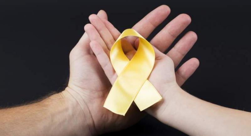 Lanzan guía para que padres conozcan y detecten el cáncer infantil