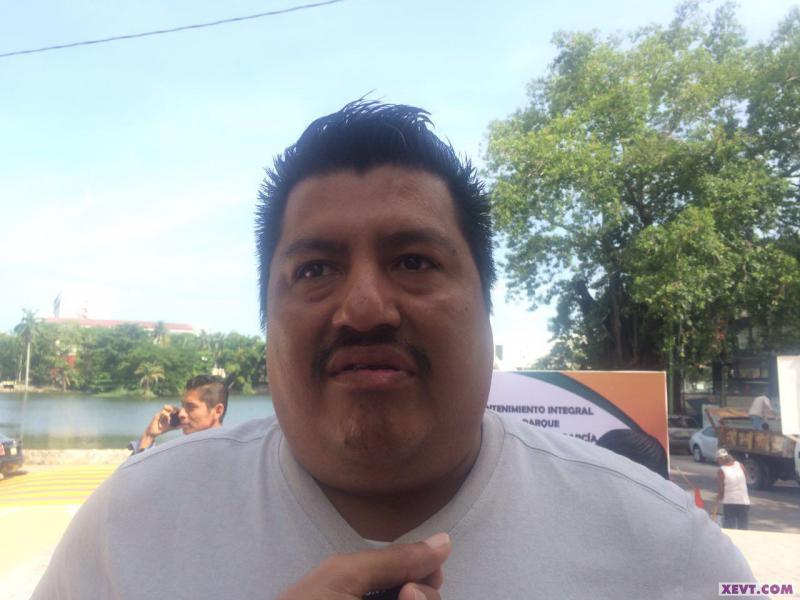 Delegación de la colonia El Águila denuncia falta de atención a fugas de agua