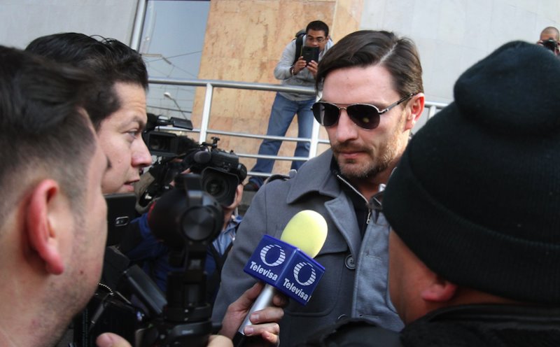 Julián Gil y Marjorie realizan prueba de ADN a su hijo Julián Gil y Marjorie realizan prueba de ADN a su hijo