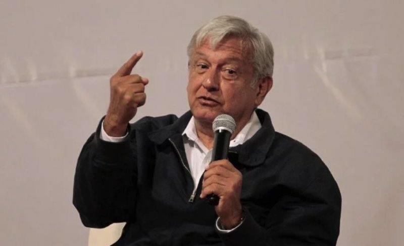 Pide AMLO al Gobierno de EPN que concesione ‘ya’ el NAICM