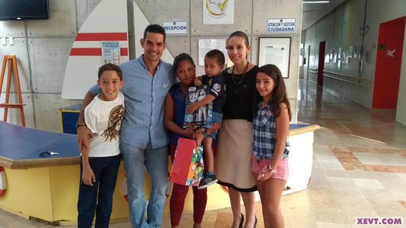 Apadrina Chavo Suarez Jr. a ahijado con cáncer de Jerry Barceló