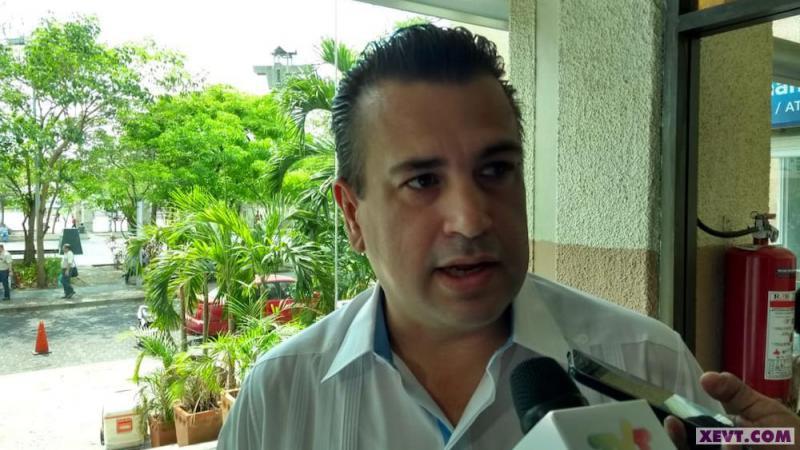 Cancelación del vuelo a Houston, reflejo del estancamiento económico de Tabasco: diputado Cancelación del vuelo a Houston, reflejo del estancamiento económico de Tabasco: diputado