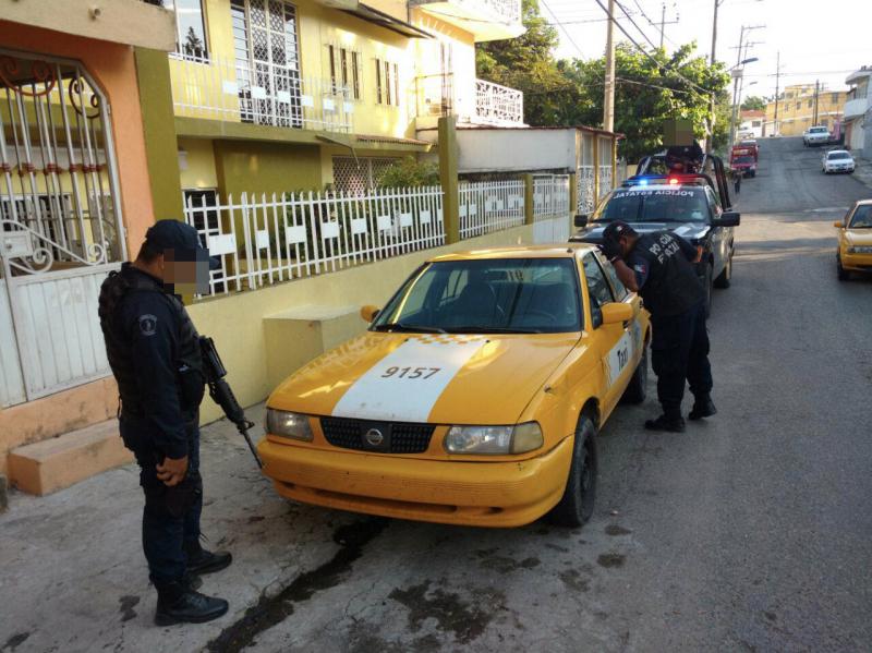 Recuperan taxi robado en Villahermosa