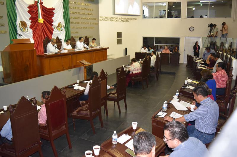 Agarrón entre Marcos Rosendo y Andrade en la sesión del Congreso