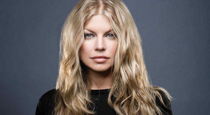 Fergie revela que sufría de psicosis y demencia por consumo de drogas