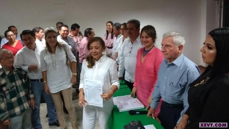 Si priístas no cierran filas no serán competitivos para la elección advierte Beaurregard Si priístas no cierran filas no serán competitivos para la elección advierte Beaurregard