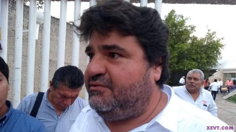 ‘Jura’ Peralta Grappin que no recibe vales de gasolina del congreso federal ‘Jura’ Peralta Grappin que no recibe vales de gasolina del congreso federal