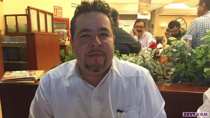 Se ‘baja’ Héctor Dagdug de la competencia por el CCET