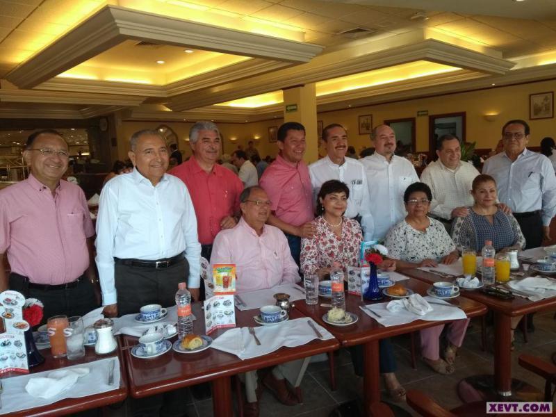 Se reúne Pedro Gutiérrez con ex presidentes estatales del PRI