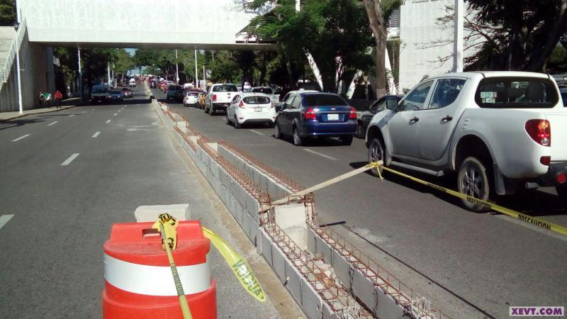 Incumple constructora con la fecha de entrega de la barda jardinera en Paseo Tabasco Incumple constructora con la fecha de entrega de la barda jardinera en Paseo Tabasco