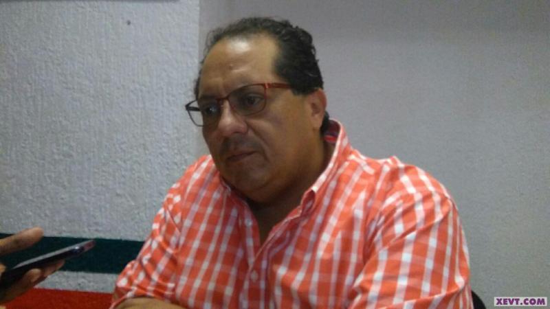 Dice Andrade que Salomón Azar aprendió a palos… como las hicoteas