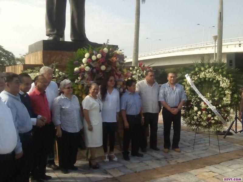 Poca convocatoria en el aniversario luctuoso de Carlos Alberto Madrazo
