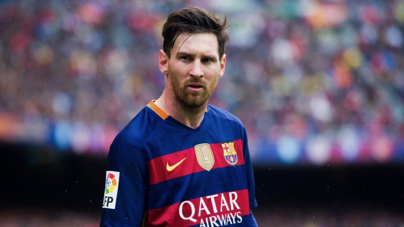 Messi toca en un piano el himno de la Champions League Messi toca en un piano el himno de la Champions League