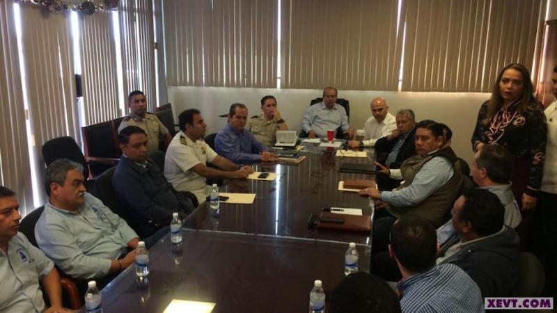 Insiste gobierno en que habrá castigo severo a quien intente saqueos en Tabasco, tras alza de precios Insiste gobierno en que habrá castigo severo a quien intente saqueos en Tabasco, tras alza de precios