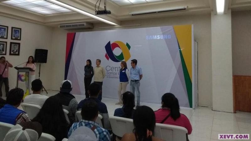 Samsung Querétaro pretende llevarse a más de mil tabasqueños a trabajar en su fábrica