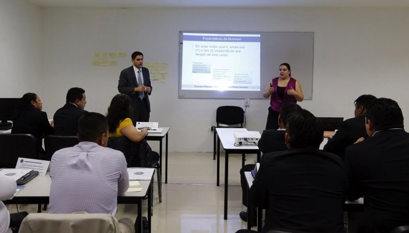 Capacita el FBI a investigadores locales en uso de fuentes abiertas y redes sociales