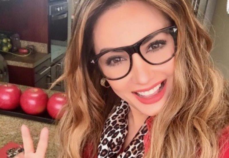 Sorprende rostro de Paty Navidad; aclara si se hizo cirugía