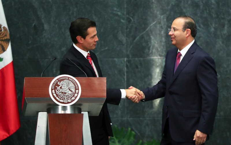 Peña Nieto da a conocer cambios en gabinete Peña Nieto da a conocer cambios en gabinete