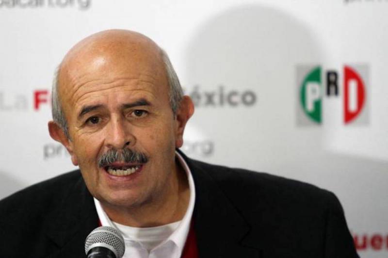 Fausto Vallejo confirma que deja al PRI; buscará alcaldía de Morelia Fausto Vallejo confirma que deja al PRI; buscará alcaldía de Morelia