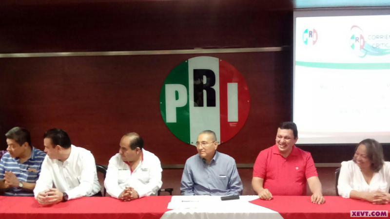 Pide corriente al interior del PRI no repartir plurinominales a amigos y compadres