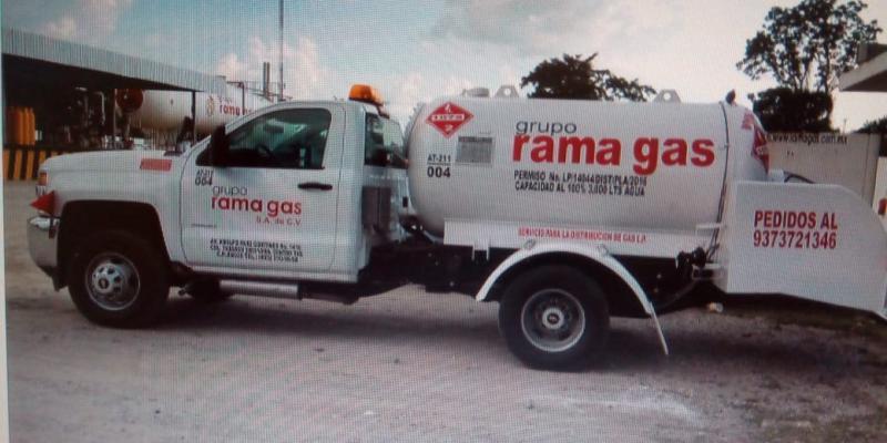 Roban camioneta de Ramagas en Cárdenas