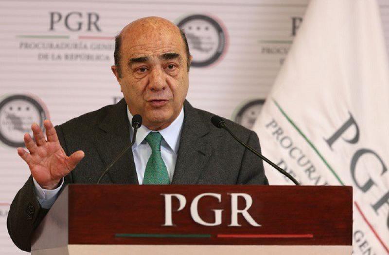 Reaparece Murillo Karam y defiende la “verdad histórica” sobre Ayotzinapa 