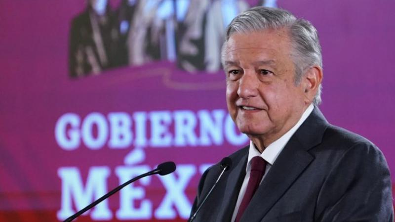 Minimiza AMLO críticas y memes tras su dicho de que México se fundó hace 10 mil años