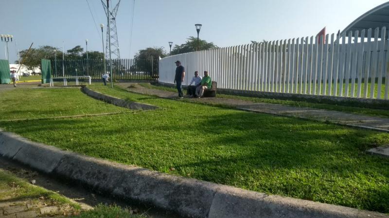 Realizan desmonte y limpieza en Olimpia XXI 