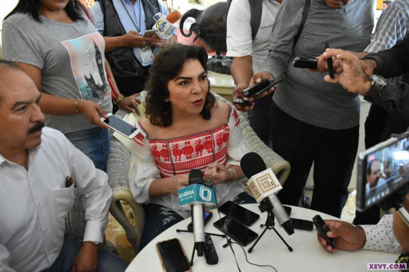 Acusa Ivonne Ortega que ubicaron las casillas lejos para que la militancia del PRI no vote 