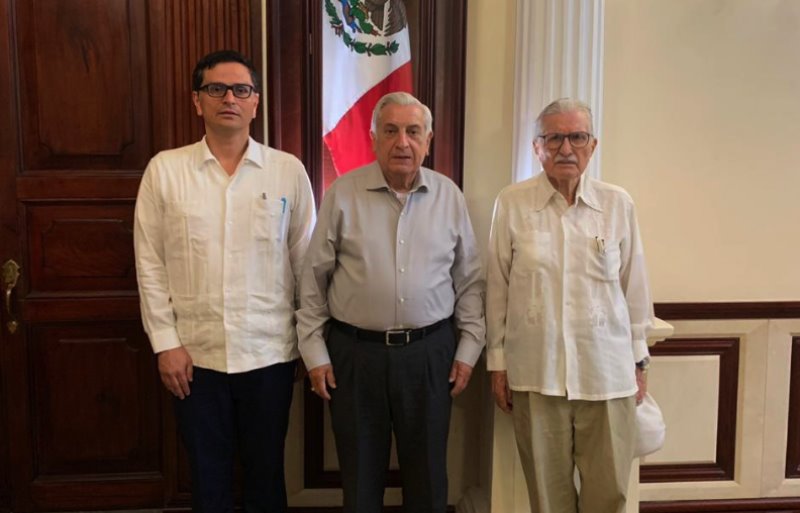 Asume hermano de Adán López titularidad de la Notaría 13 de Centro