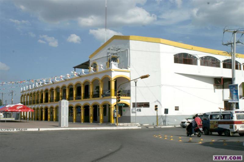 Despiden en Huimanguillo a 300 empleados del Ayuntamiento