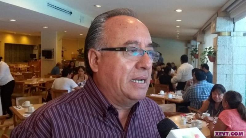 El problema de un partido no son las siglas, sino los excesos de sus dirigentes, advierte Valentín Meneses