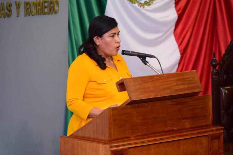 Proponen licencia de cuidados maternos y paternos para trabajadores del estado