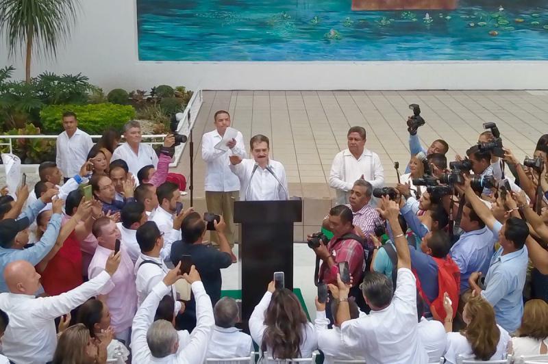 Asume Evaristo la Alcaldía de Centro