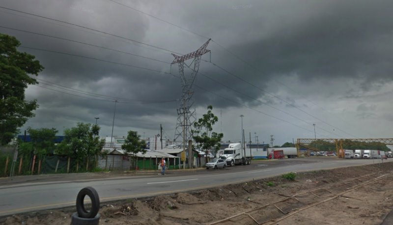 Roban a pasajeros de autobús Cardesa en la Cárdenas-Villahermosa Roban a pasajeros de autobús Cardesa en la Cárdenas-Villahermosa