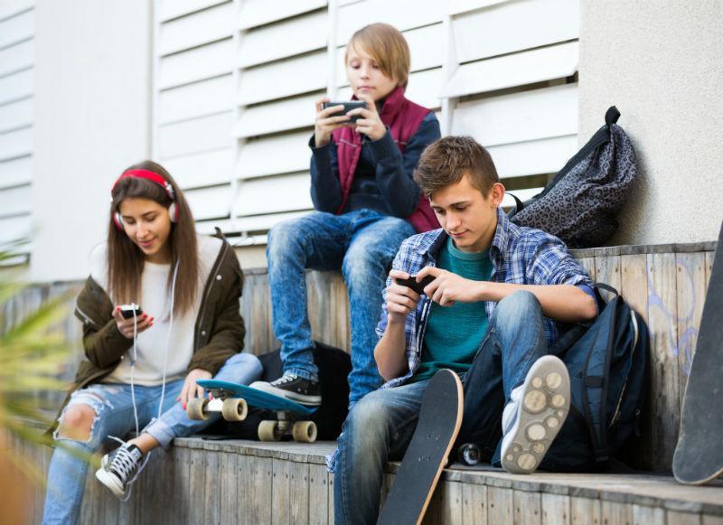 ¿Qué es la adolescencia? Cómo entender y apoyar a nuestros hijos ¿Qué es la adolescencia? Cómo entender y apoyar a nuestros hijos
