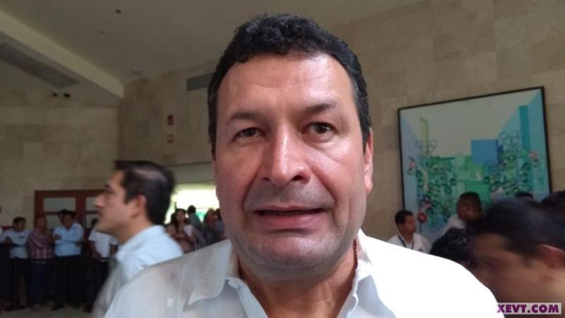 Suspender evaluación docente es pedir que se viole la constitución: Fócil