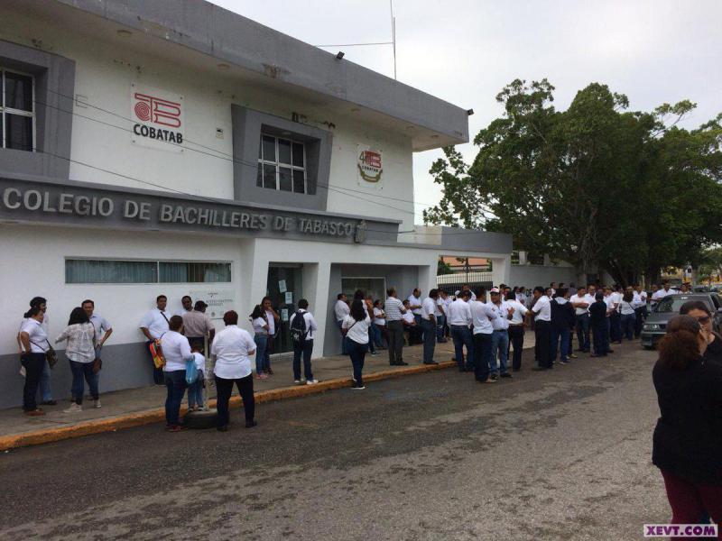 Adquiere COBATAB para maestros y administrativos seguro de gastos médicos mayores por casi 9 mdp, incluido cuarto privado, ventila AC