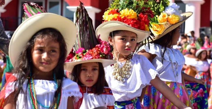 Color, danza y tradición en el Festival de Tenosique; así se vivió.