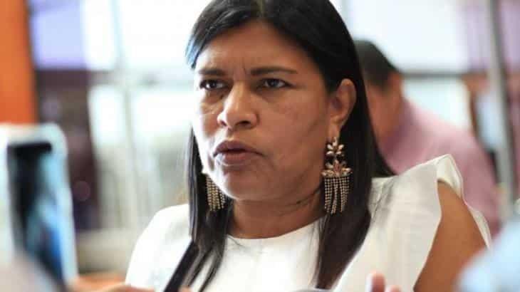 Califica diputada a Bartlett como una persona inhumana e insensible, ante quejas por altos costos de luz