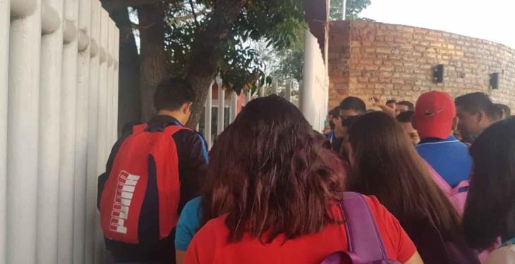 Se manifiestan estudiantes y docentes del Tecnológico de Comalcalco