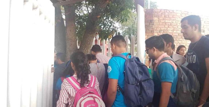 Se manifiestan estudiantes y docentes del Tecnológico de Comalcalco