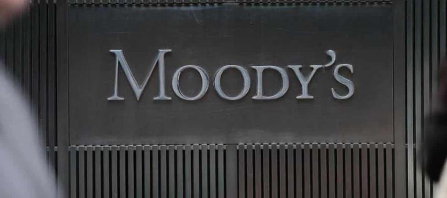 Cambia Moodys de negativa a estable perspectiva del sector bancario en México