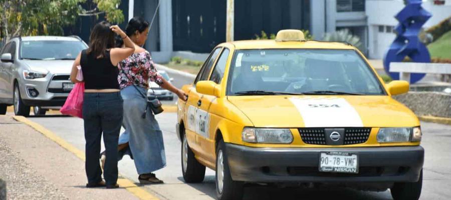 Se auto establecen taxistas horario para traer aire acondicionado encendido