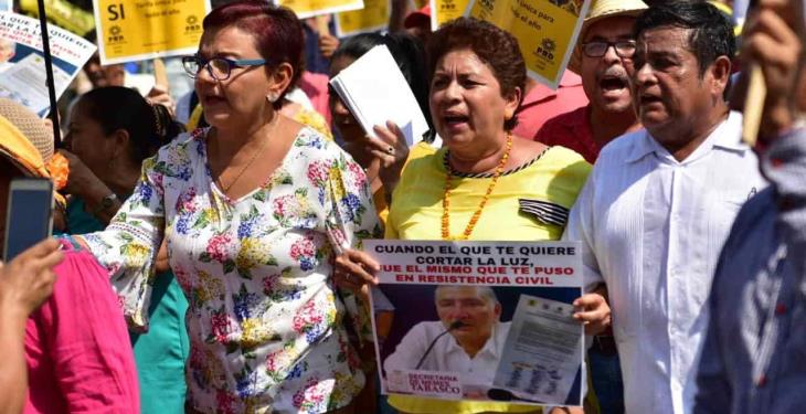 Así fue la marcha del PRD contra la CFE por las calles de Villahermosa
