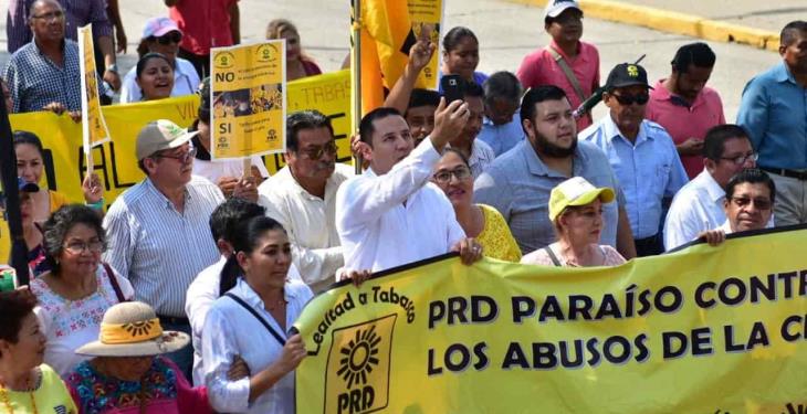 Así fue la marcha del PRD contra la CFE por las calles de Villahermosa
