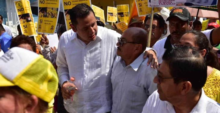 Así fue la marcha del PRD contra la CFE por las calles de Villahermosa